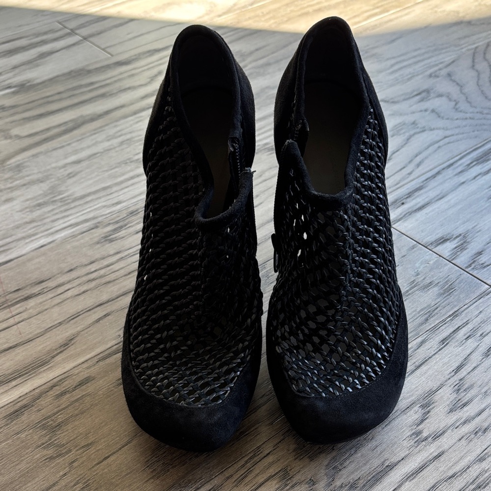 Balenciaga Black Mesh Ankle Boots size 40, US9